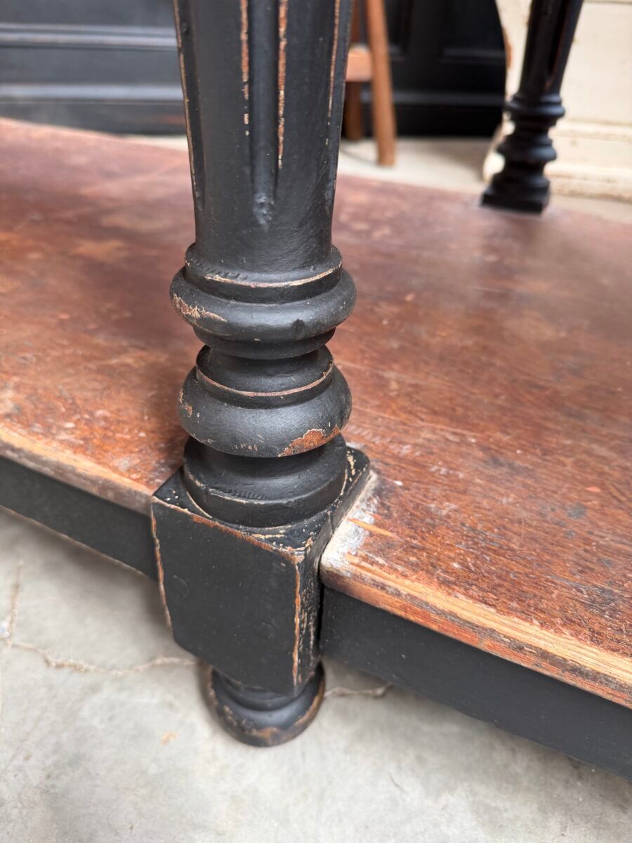 Draper's table early 20th century