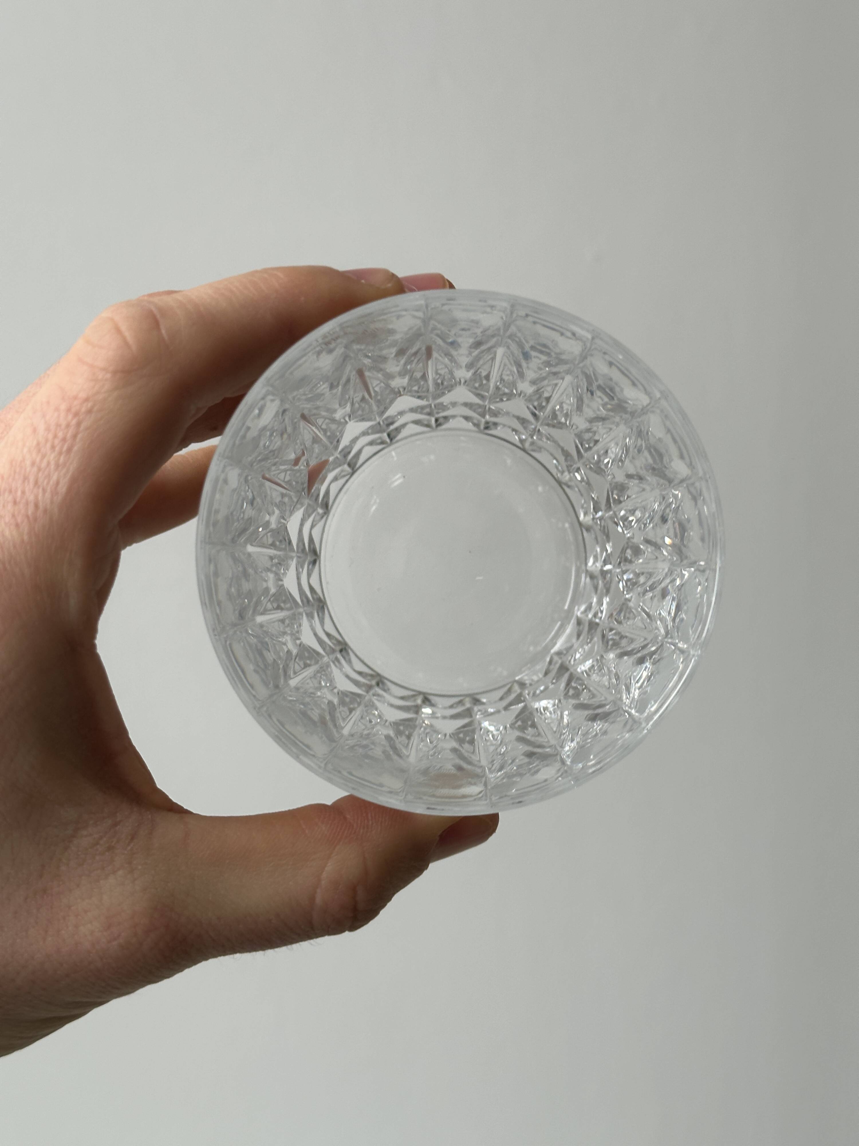 Ensemble de 5 verres à whisky en cristal ciselé
