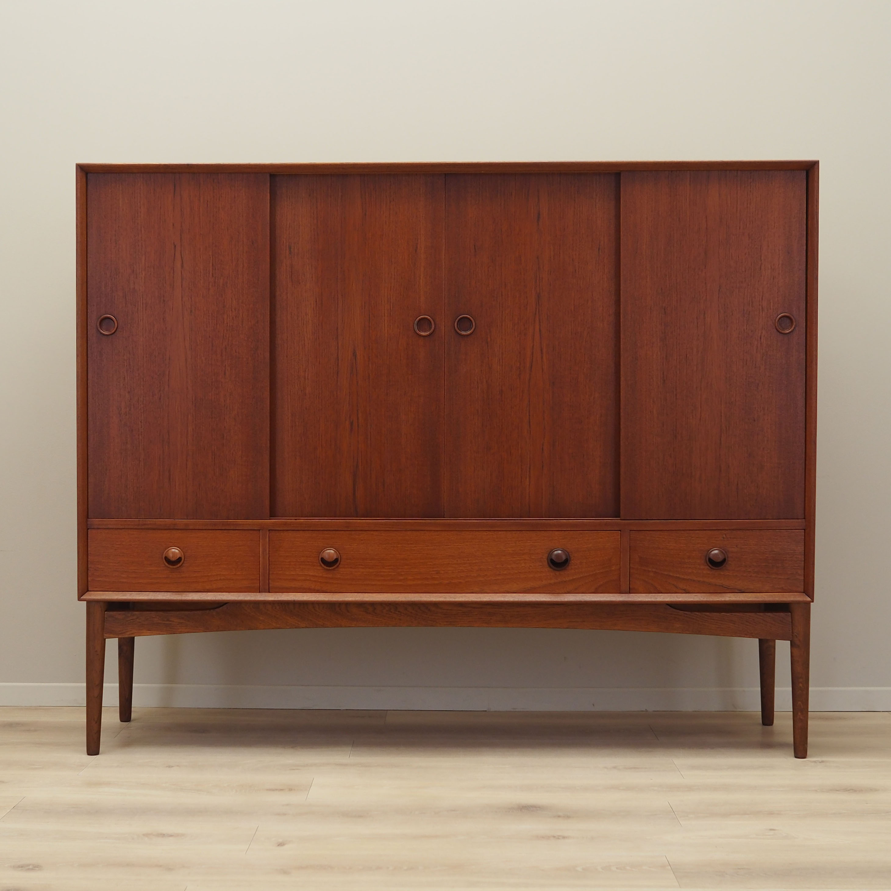 Enfilade en teck, design danois, années 1960, Danemark