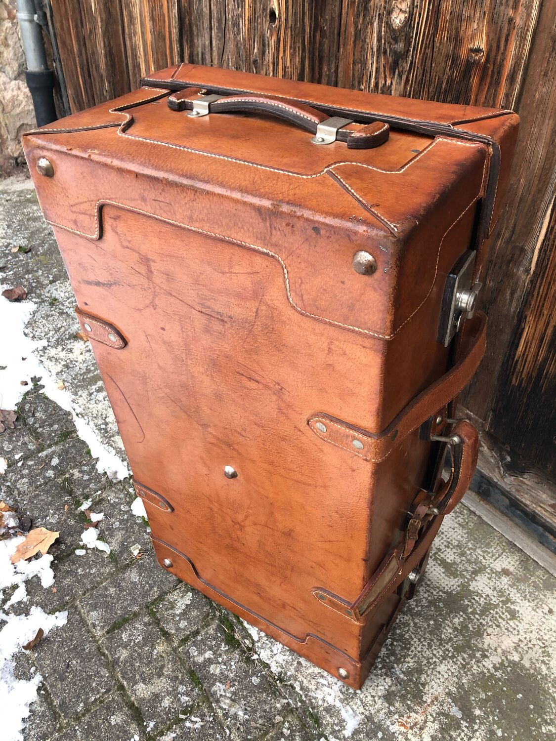 Art deco saddle leather trunk by old england paris
