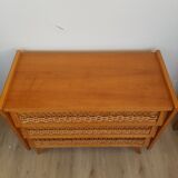 Chest of drawers compass feet