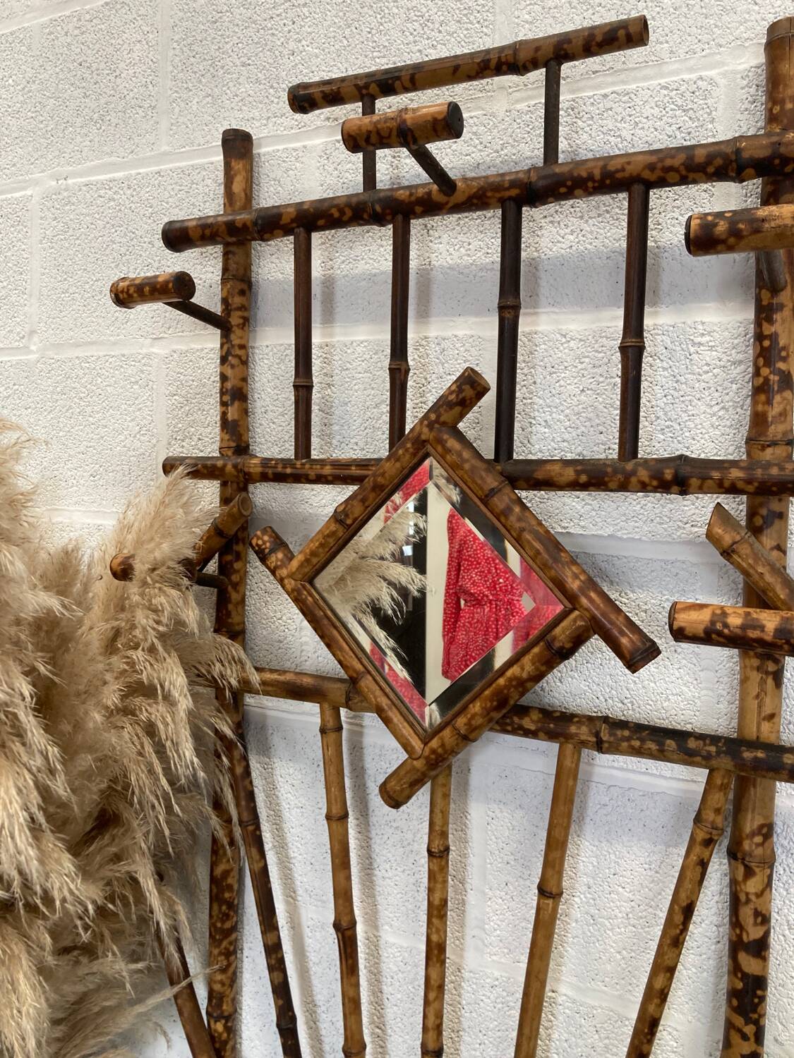 Ancien porte-manteau en bambou