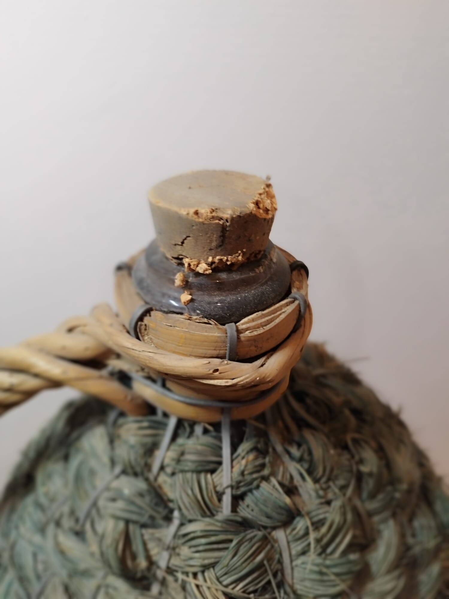 Give me Jeanne protected by a coloured willow.