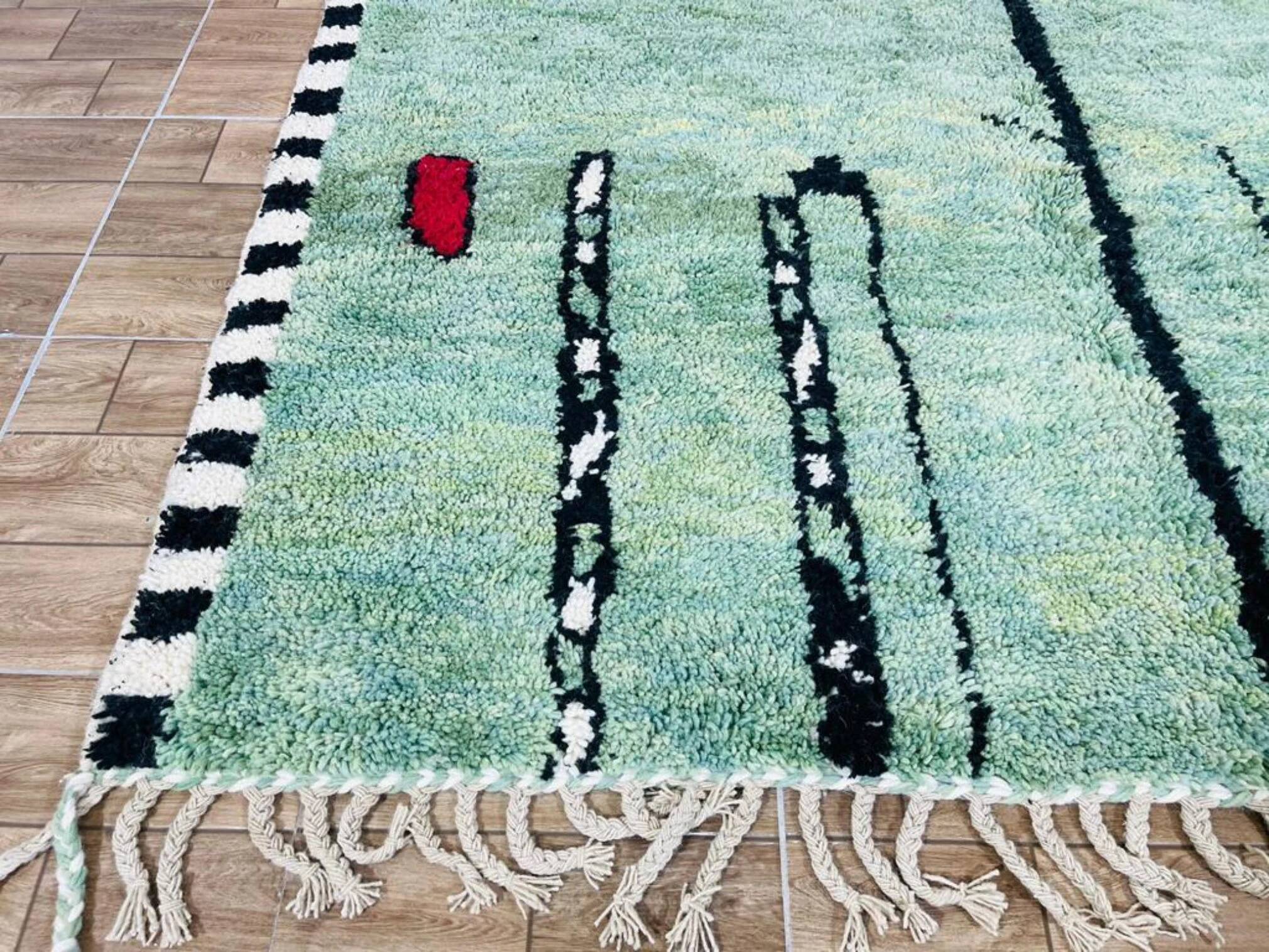 Authentic Moroccan rug 2.5 x 1.5 m