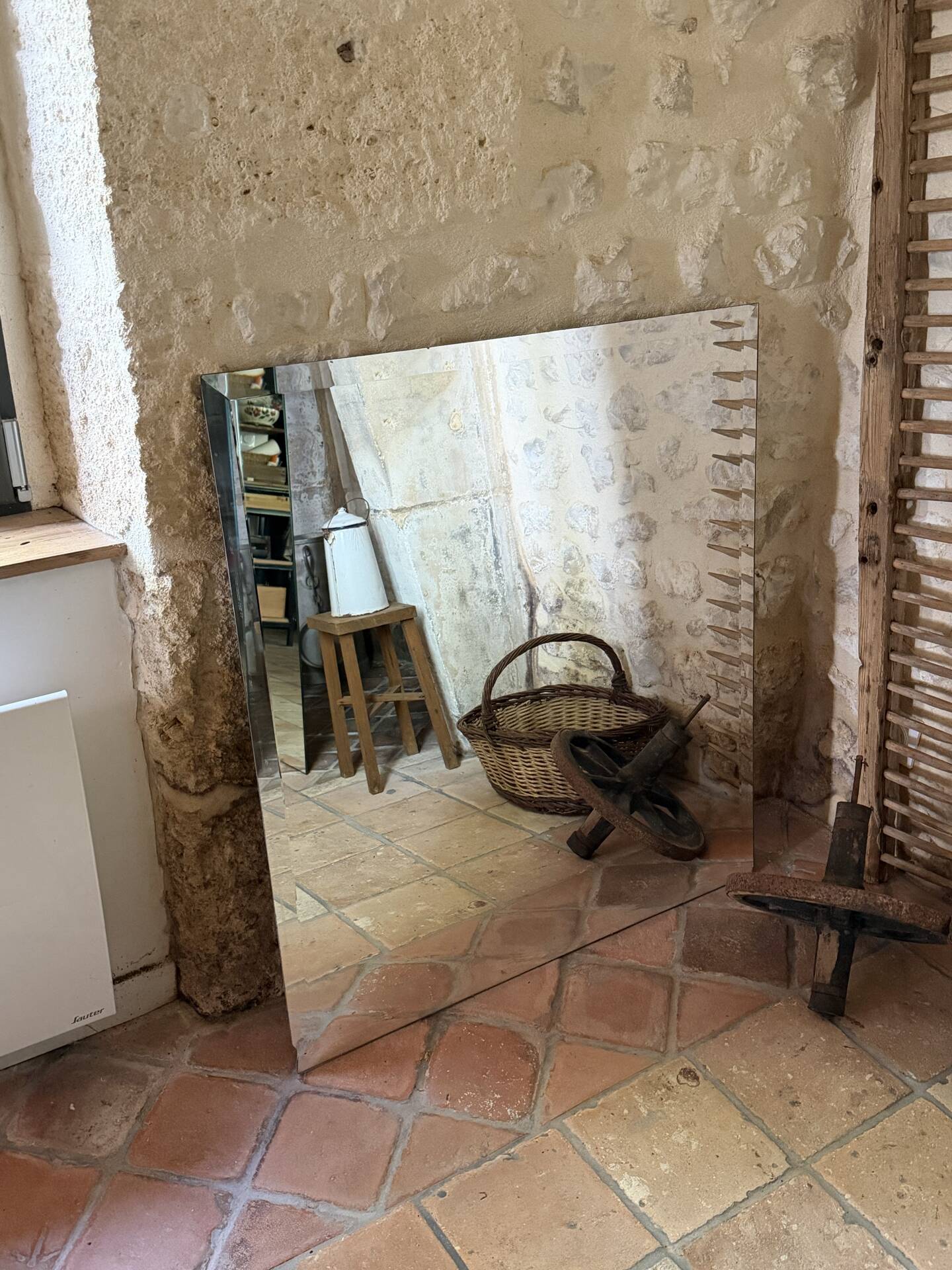 Large bevelled mirror