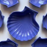Shell-shaped ceramic service