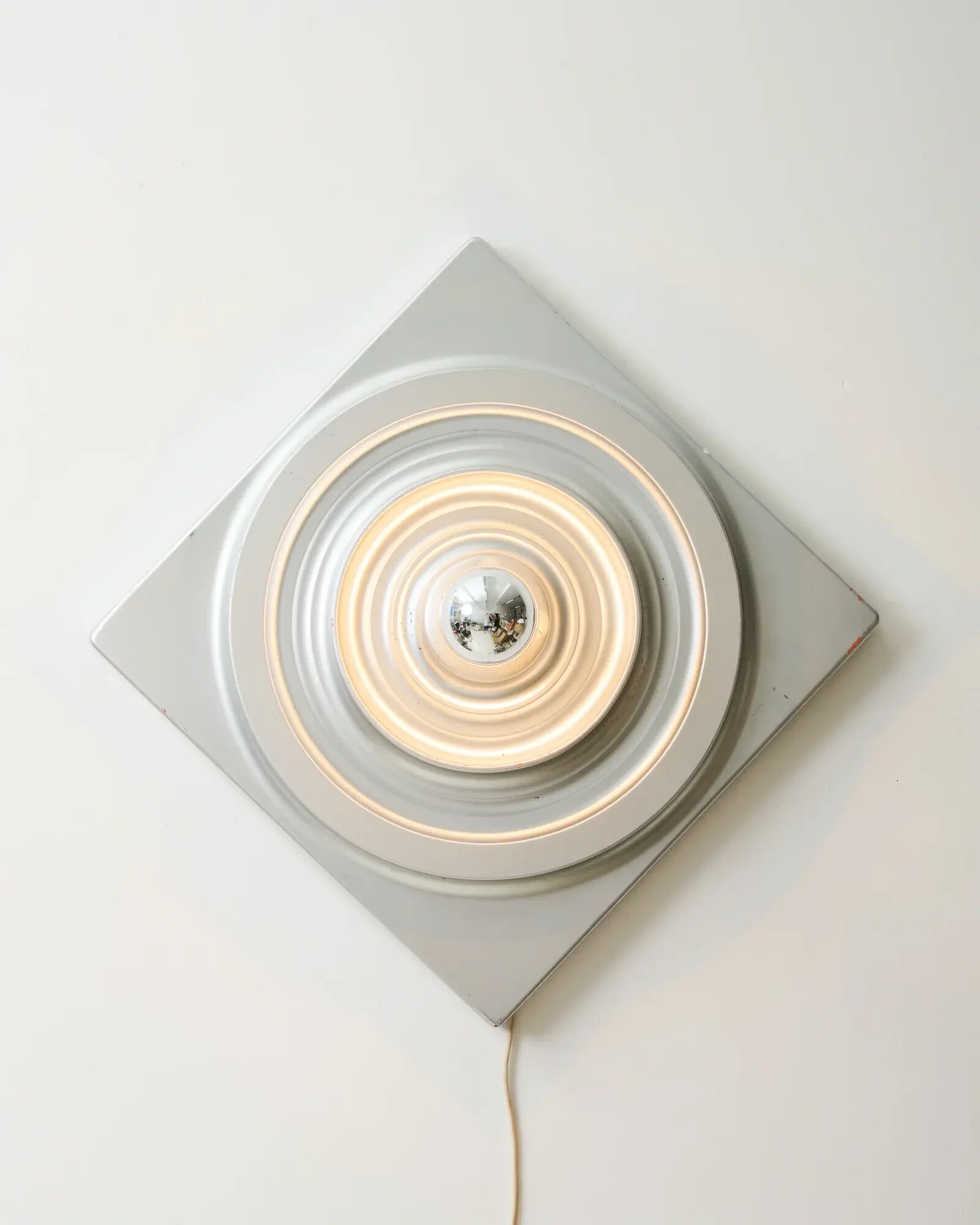 Applique en plastique chromé, 1980s