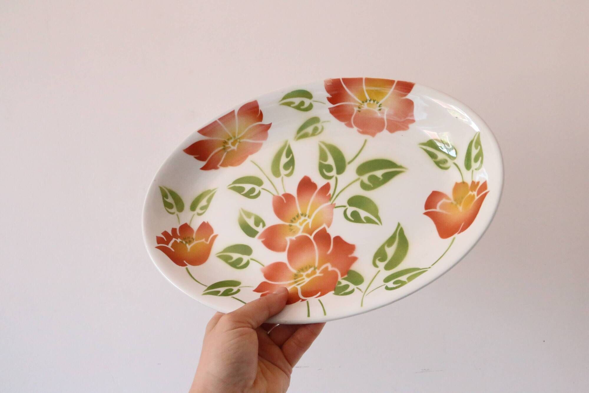 Oval dish Moulin des Loups Ontario model