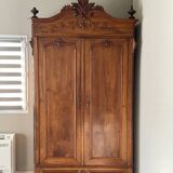 Large solid wood wardrobe from the 1900s-1920s