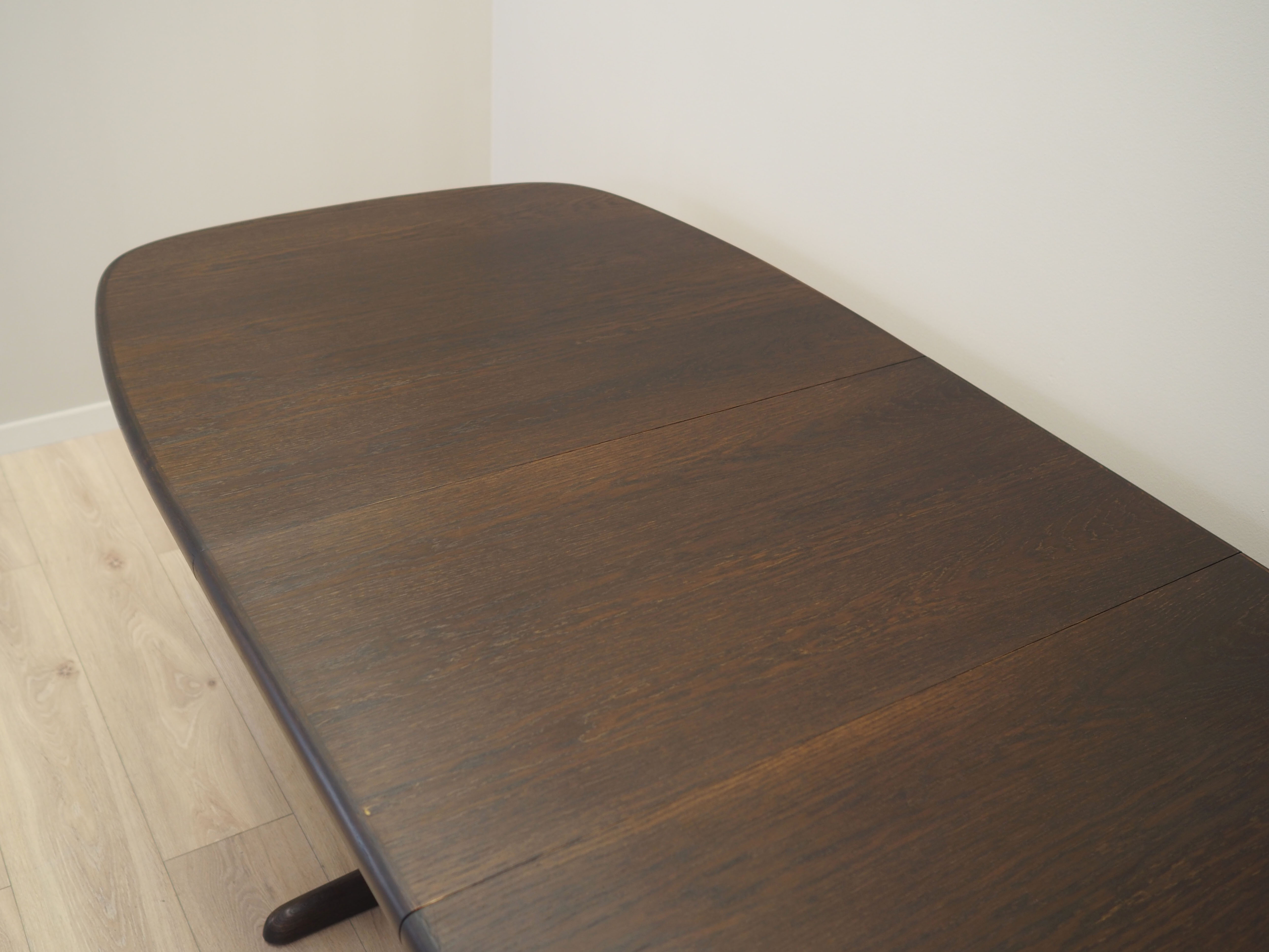 Oak table, Danish design, 1970s, manufacturer: Skovby