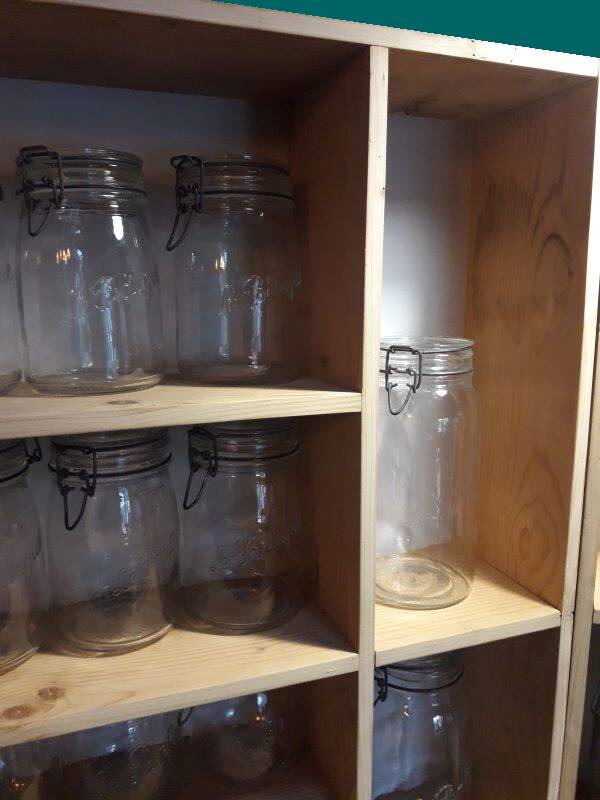 Spice shelves L1.6mxH79cm