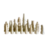 32 stone chess pieces