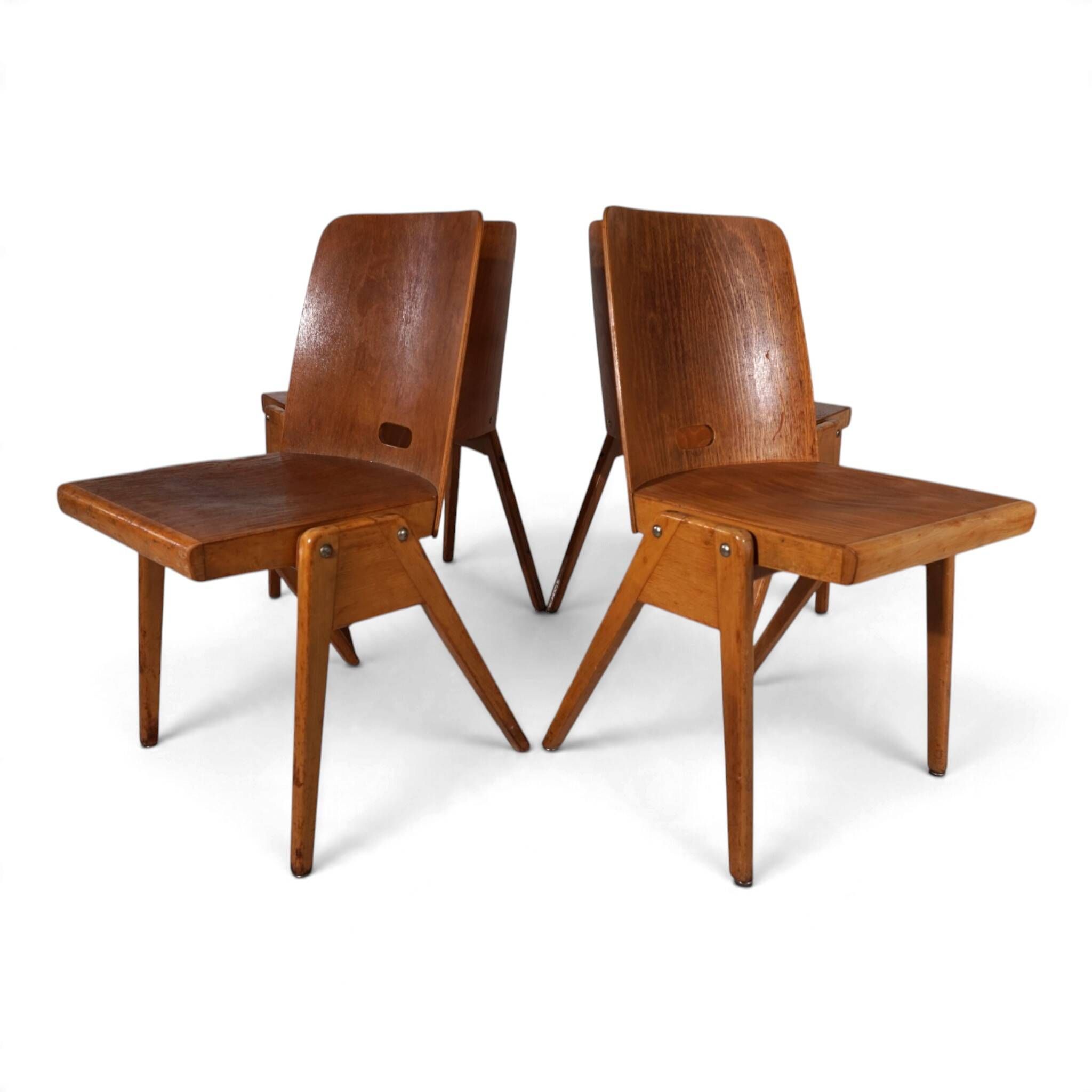 Set of 4 Bauhaus-inspired dining chairs, stackable, 1950