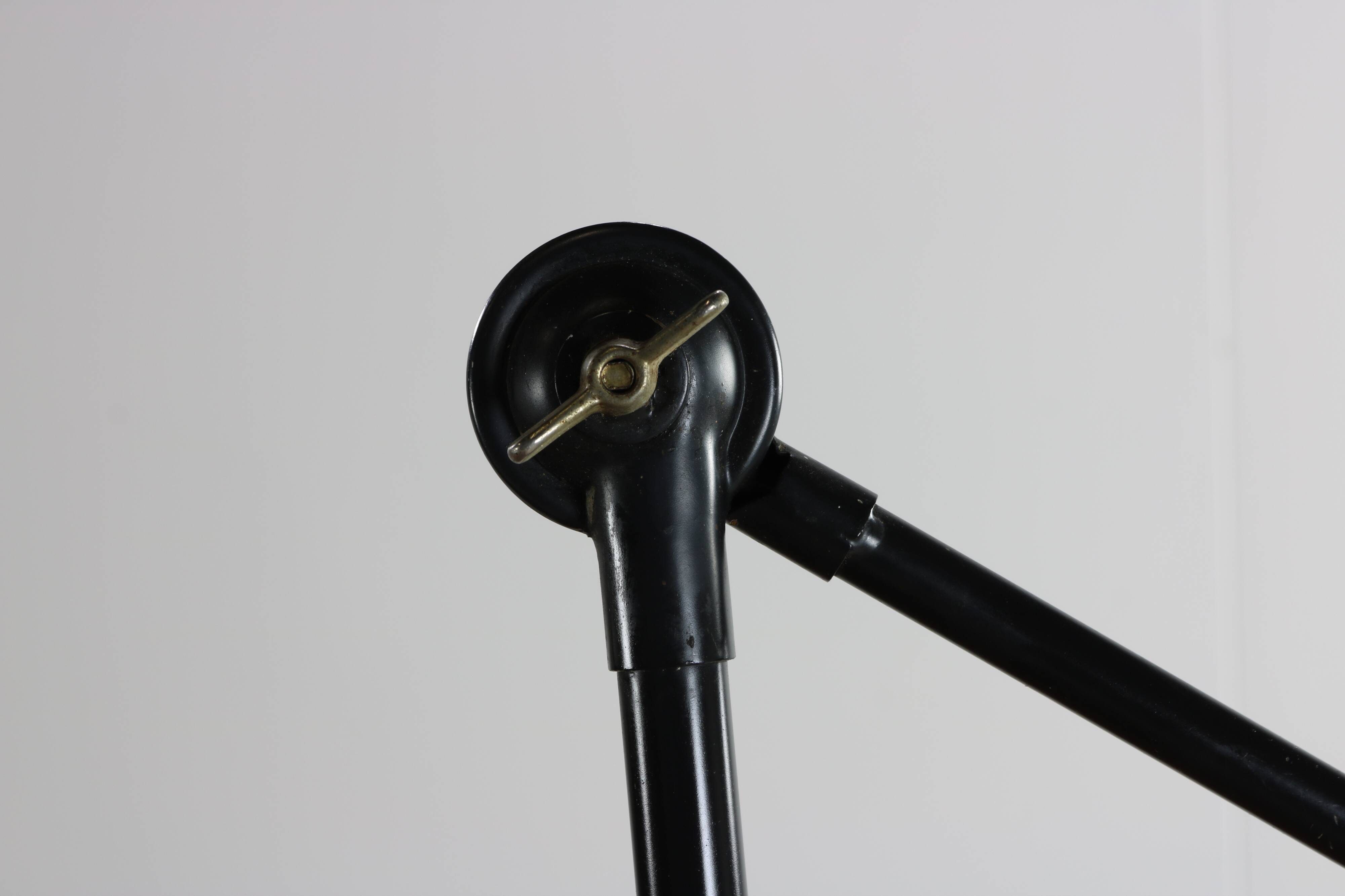 Stunning eartly 20th century industrial German design desk lamp