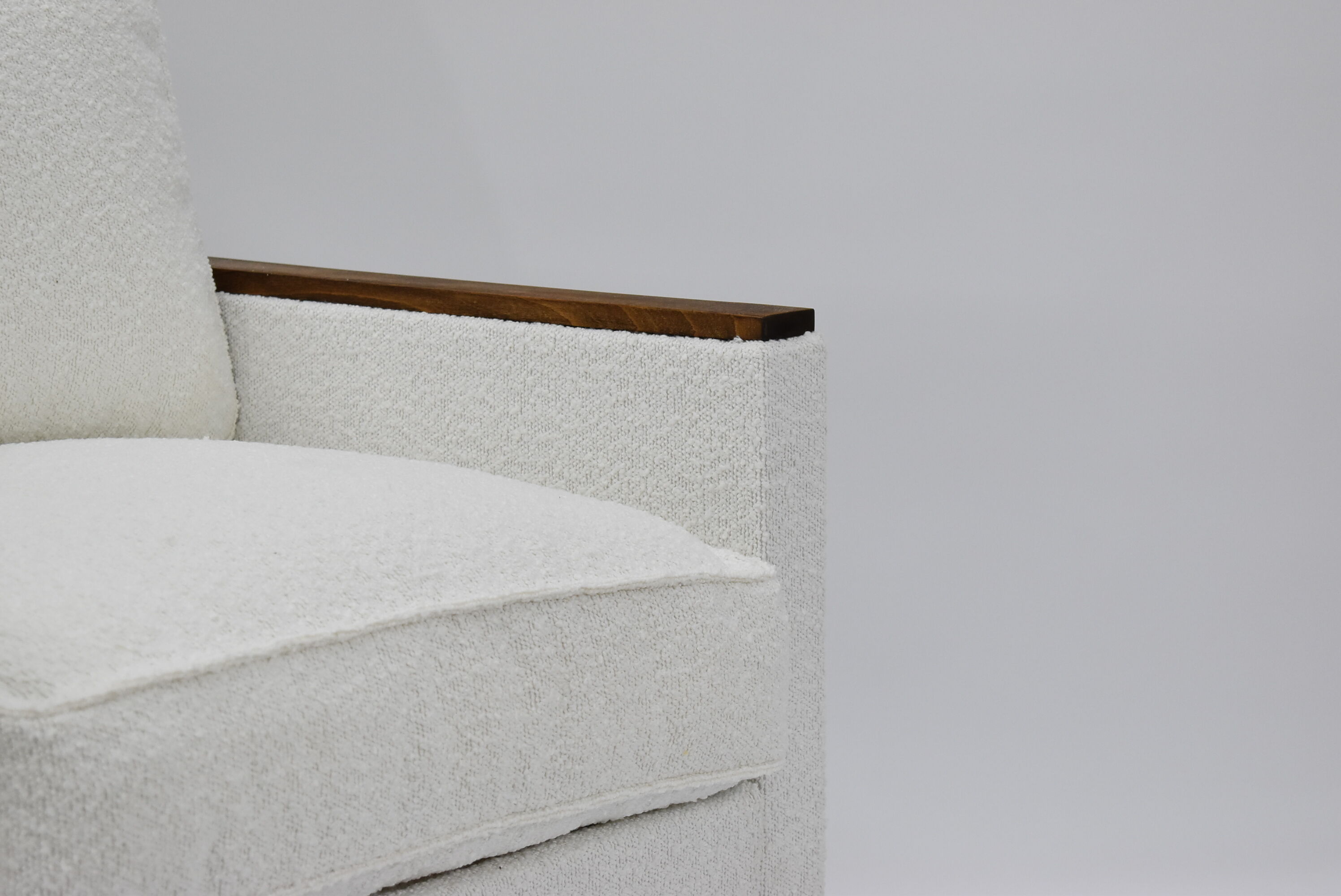 Fauteuil cube original des années 70, entièrement restauré, bouclé blanc