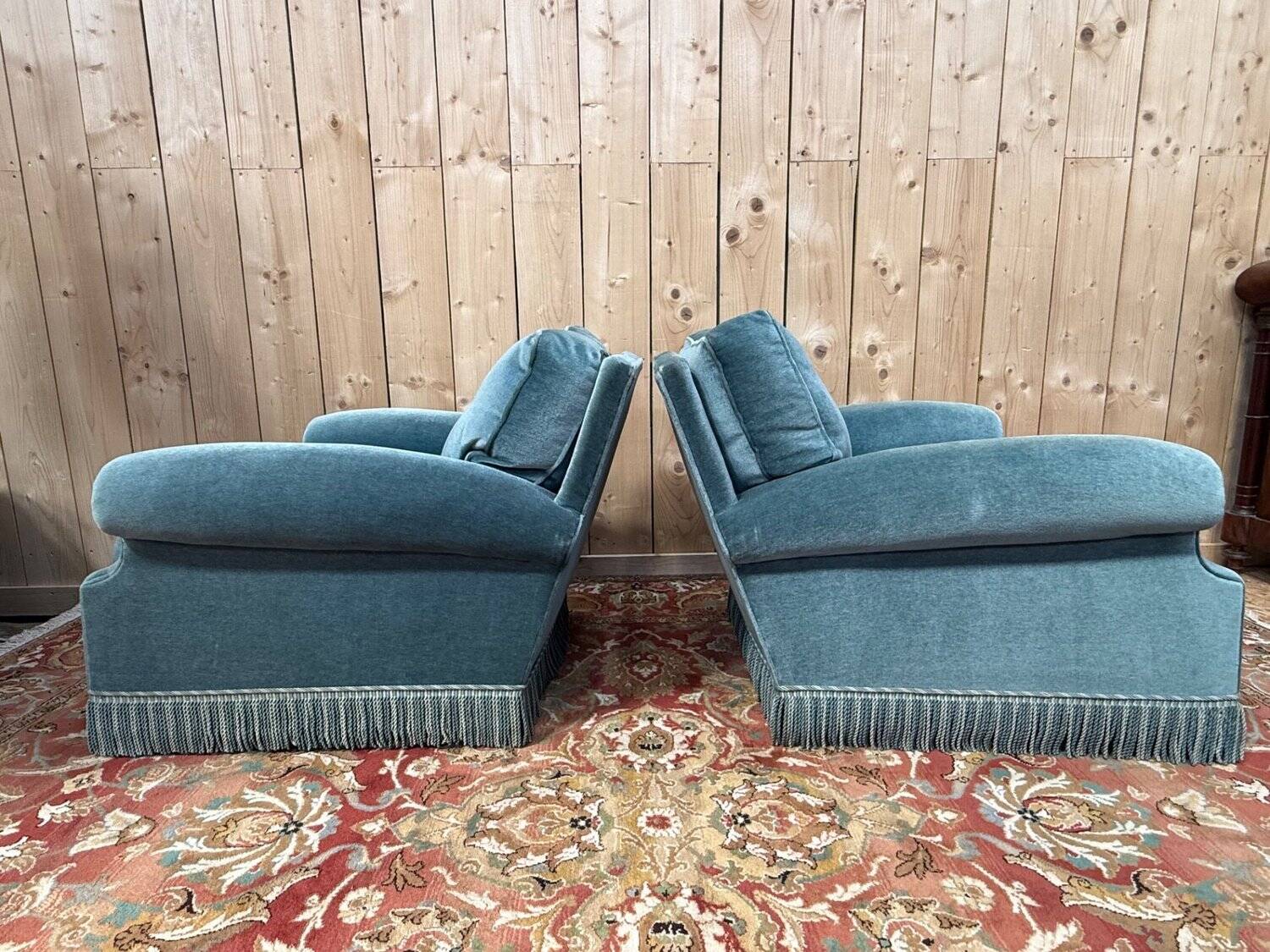 Pair of club armchairs – Napoleon III style – Blue-grey velvet – 19th century.