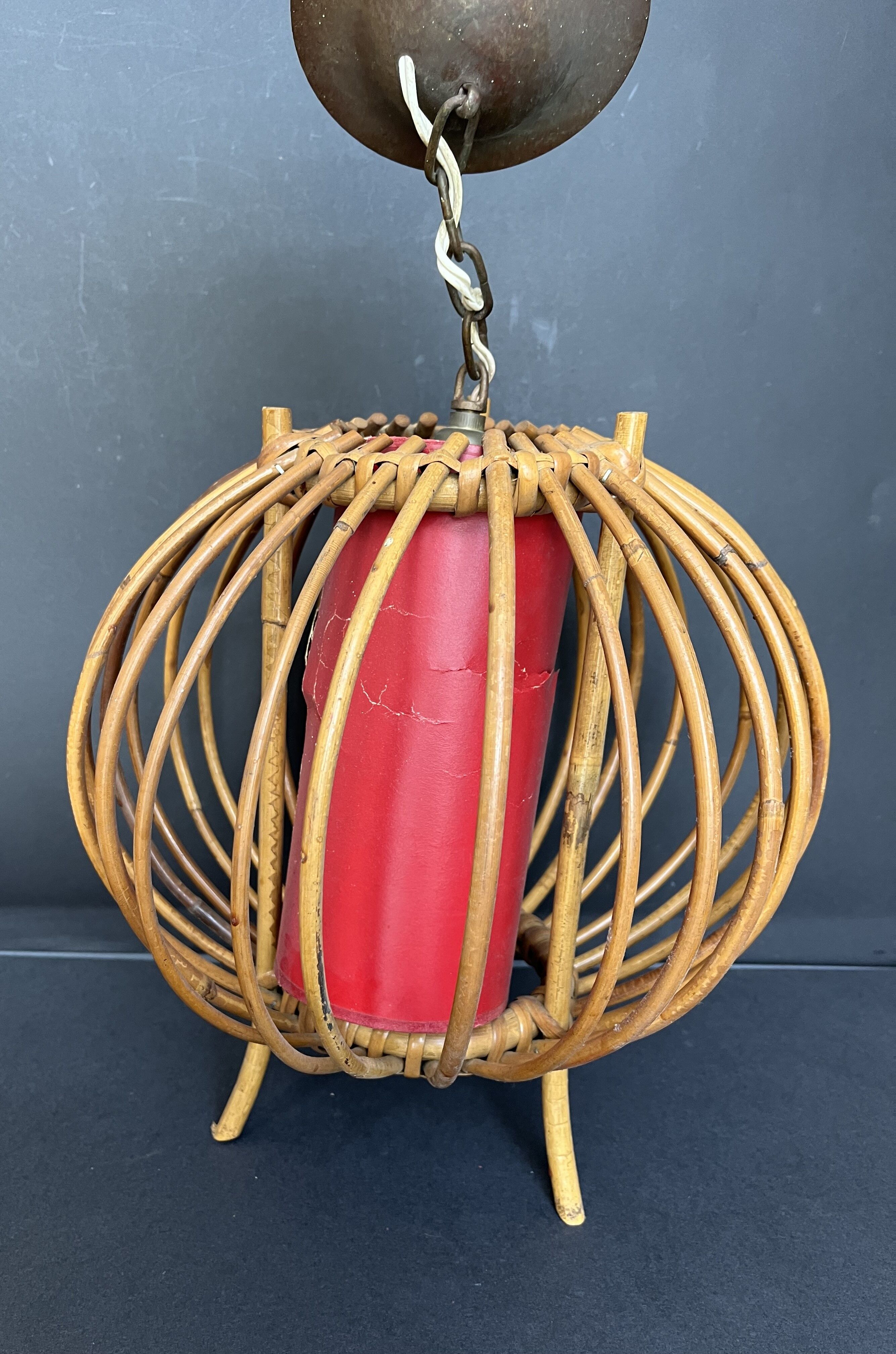 Wicker hanging lamp
