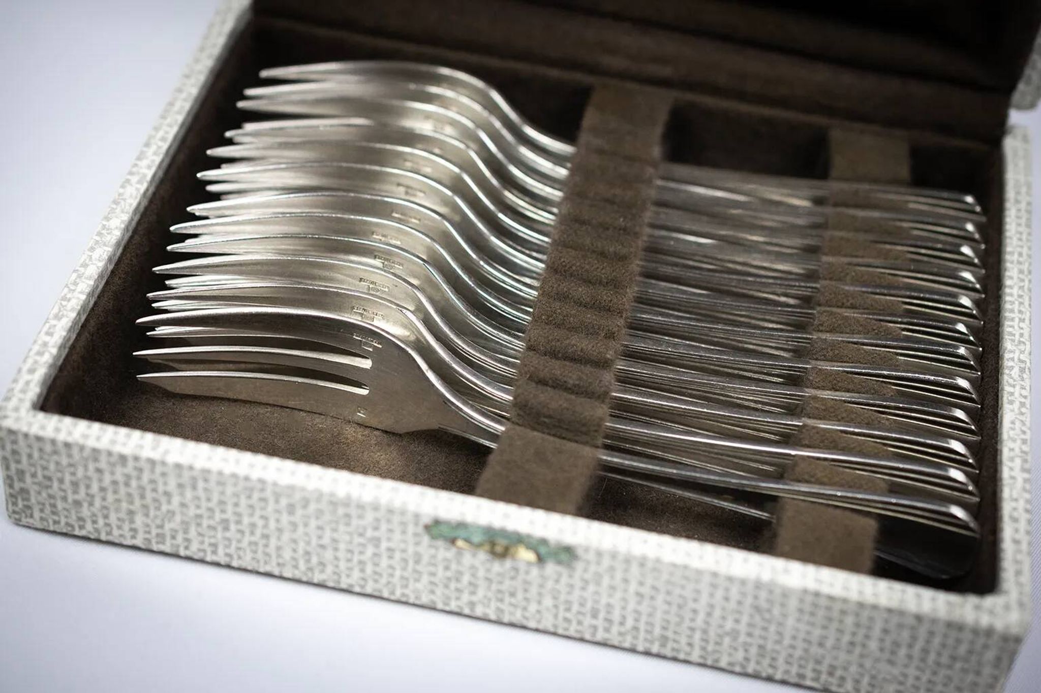 12 dessert forks Christofle Boréal by Luc Lanel, silver-plated metal