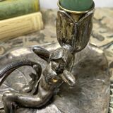 Water lily leaf thumb candle holder