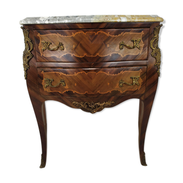 Louis XV curved jumping chest of drawers