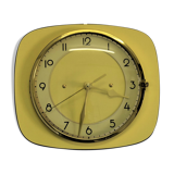 Vintage yellow formica pendulum