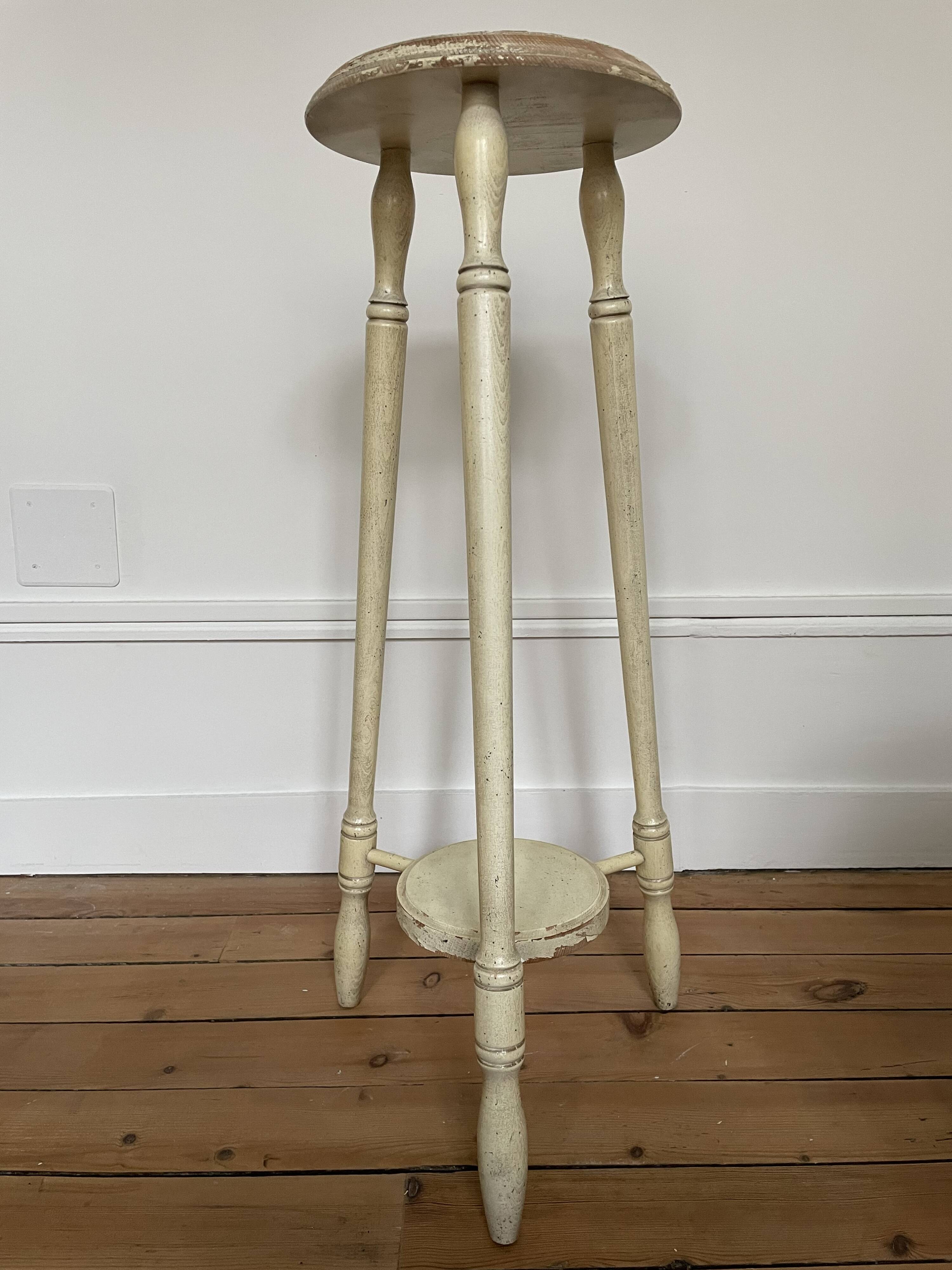 Vintage wooden harness with 2 trays