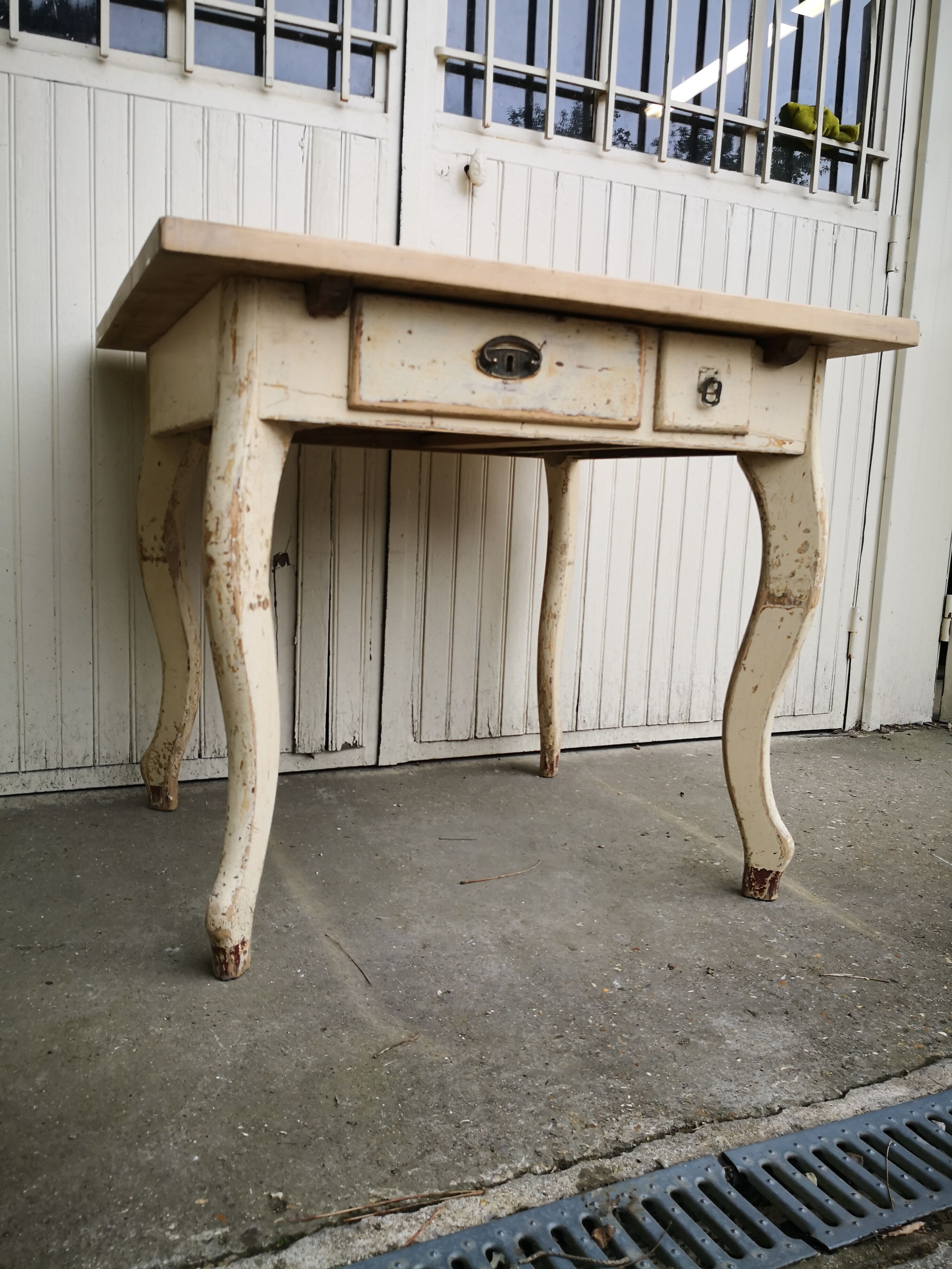 Vintage wooden kitchen table, curved legs