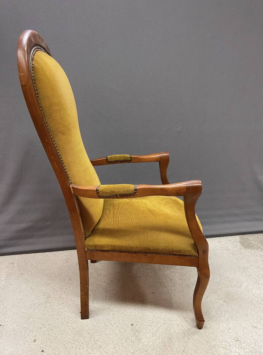 Voltaire armchair yellow velvet 19th century mahogany