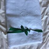 Monogramee damask tablecloth