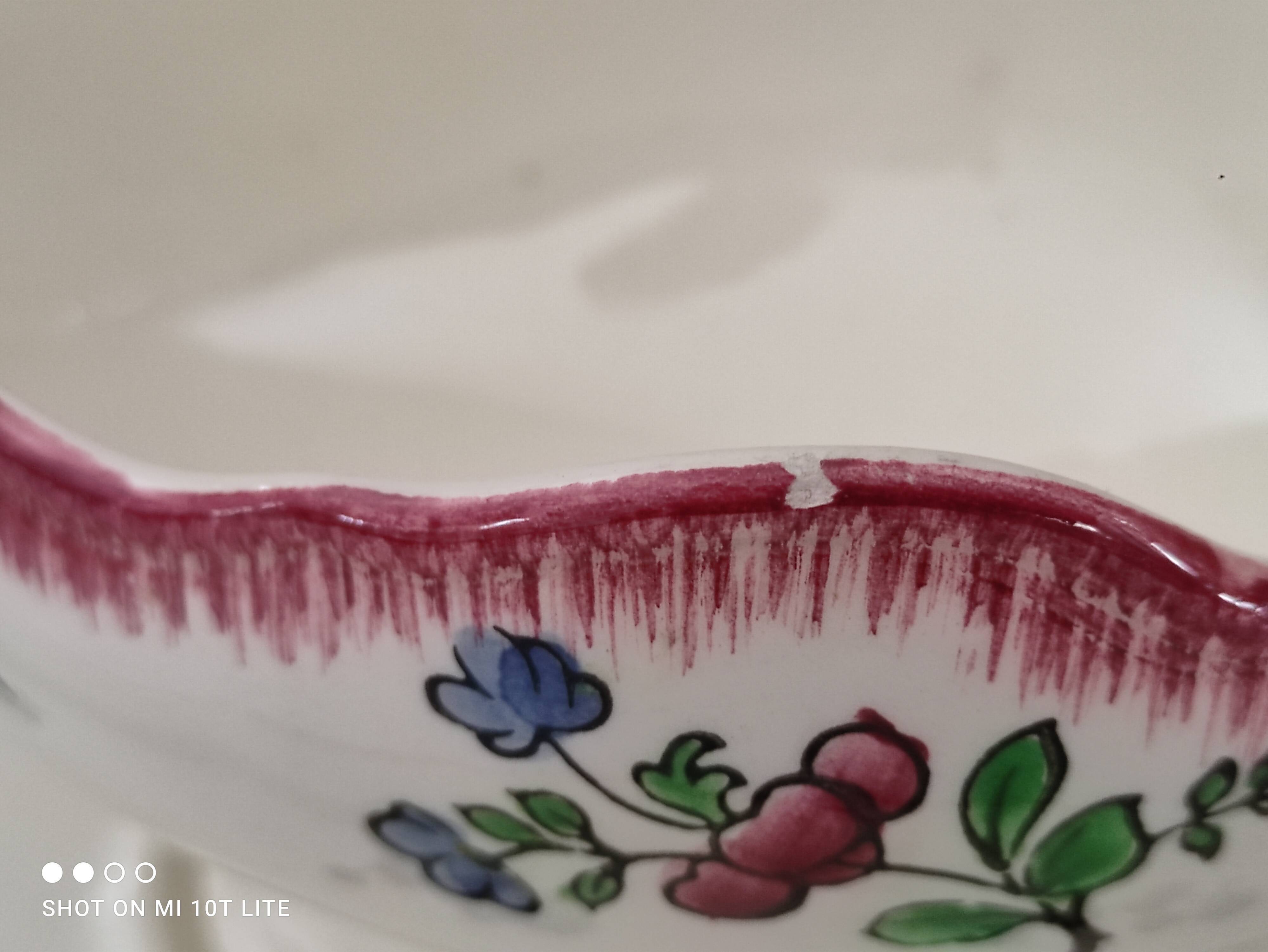 Gravy boat on frame Gien France Lorraine model