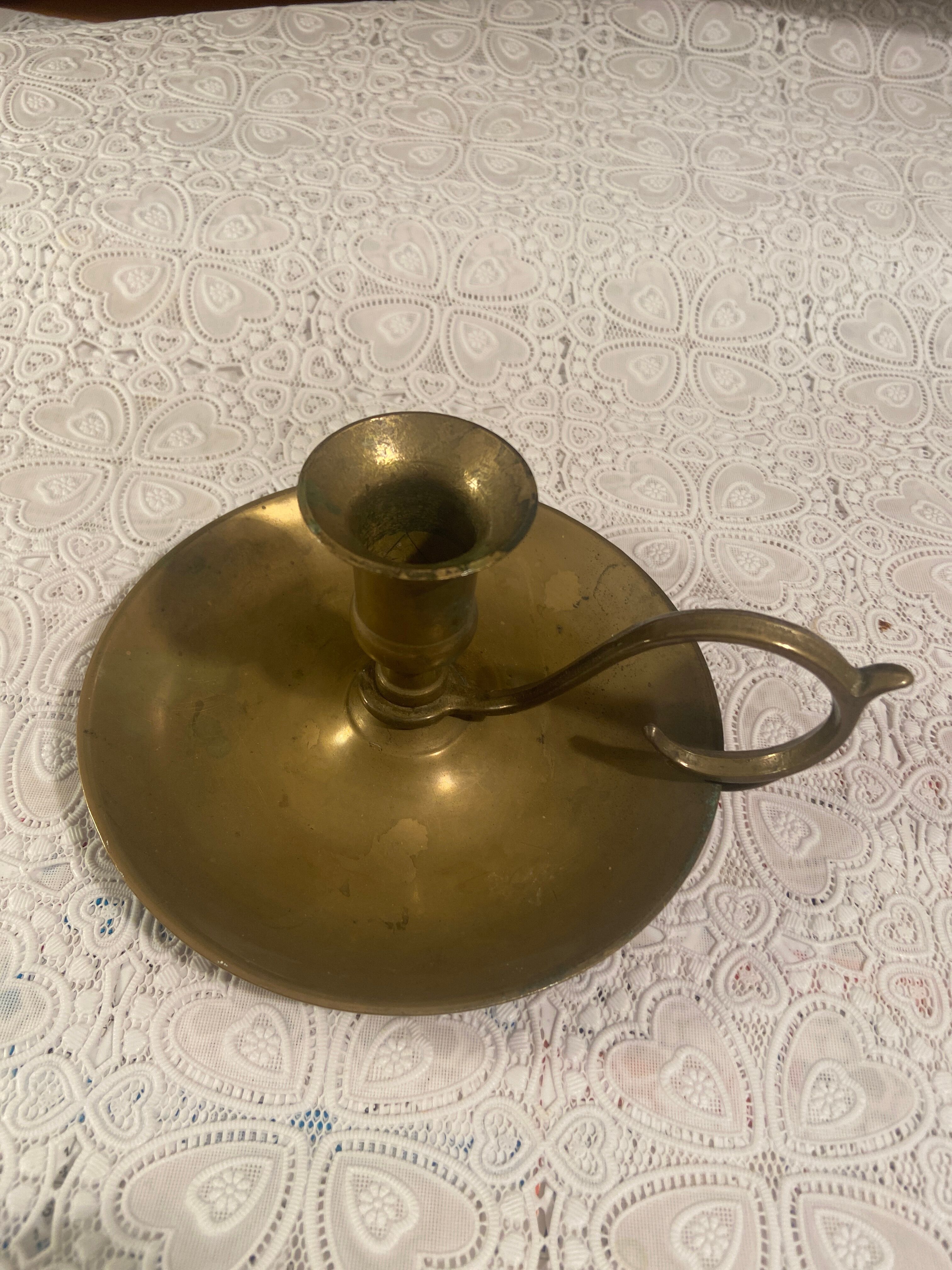 Cellar rat candle holder