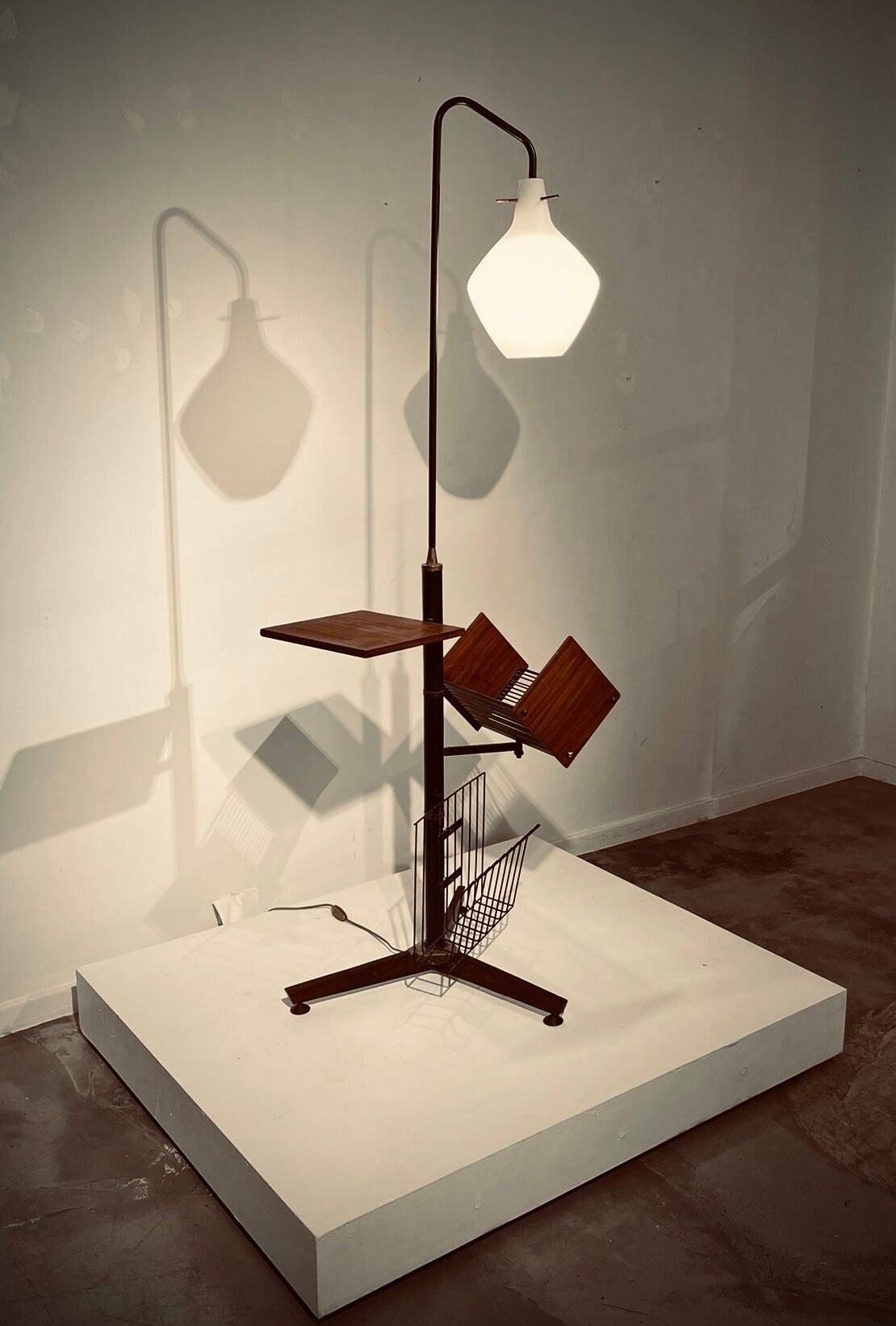 Italian floor lamp