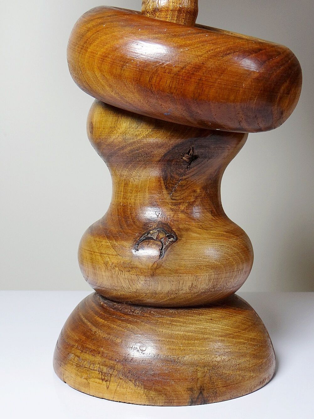 Impressive vintage Scandinavian style lamp designed with turned sculpted wood and a ring.