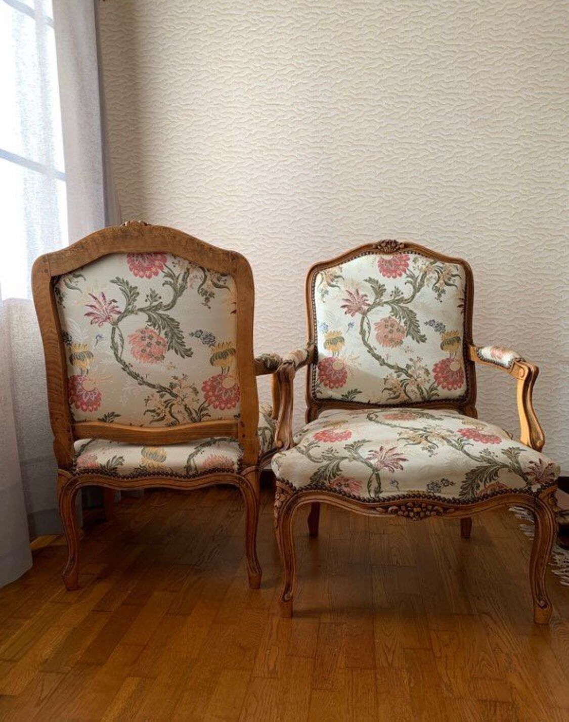 Louis XV armchairs
