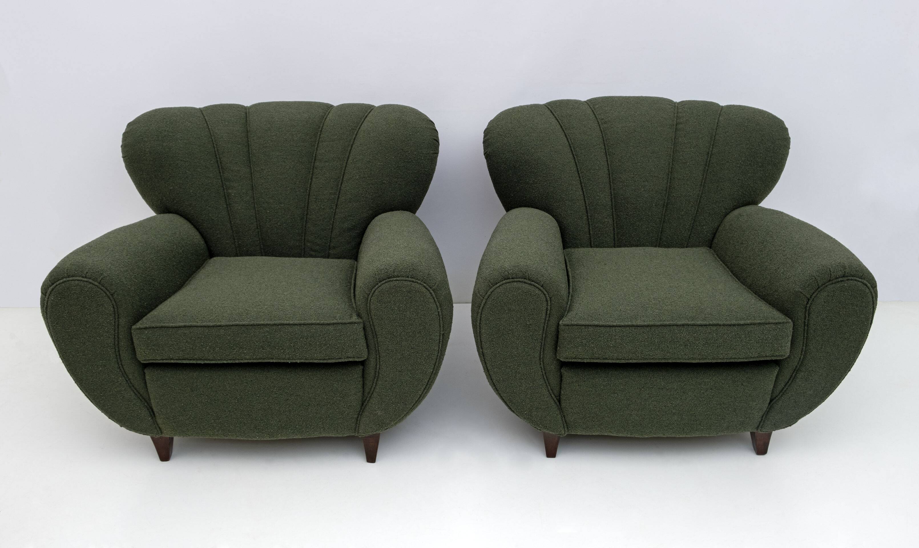 Attributed Guglielmo Ulrich Art Deco Italian Bouclé Armchairs, 1940s, Pair