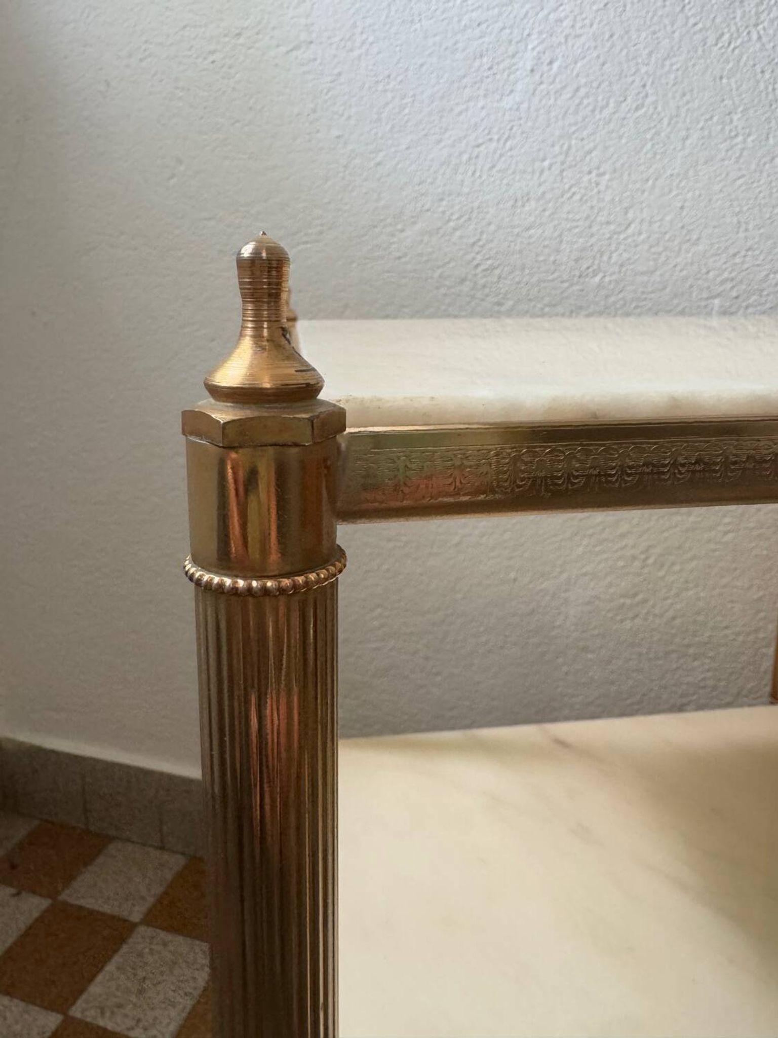 Table d’appoint laiton marbre années 60
