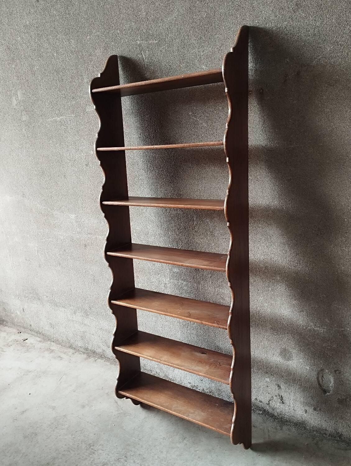 Wall bookcase