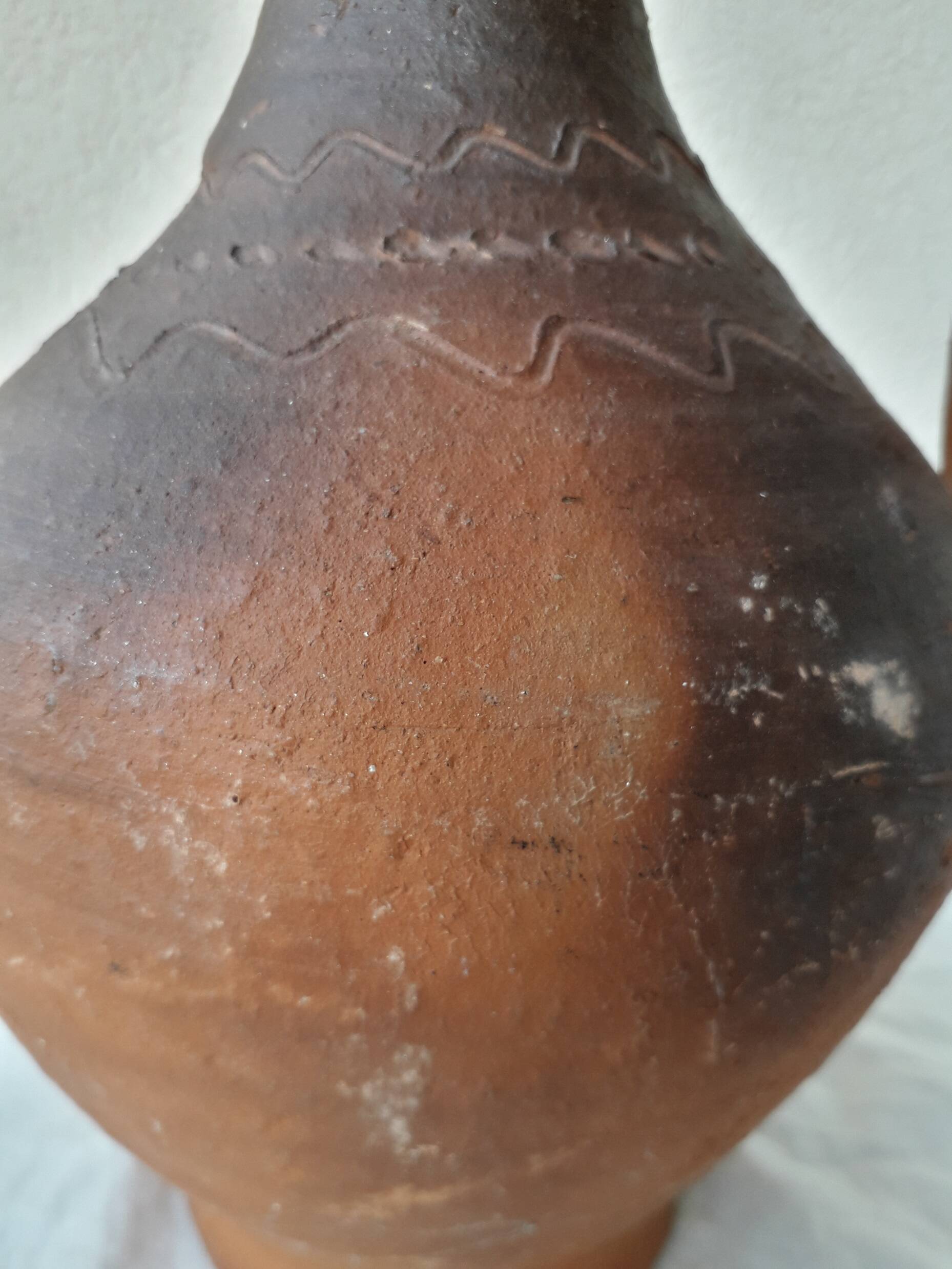 Poterie, vase en terre cuite