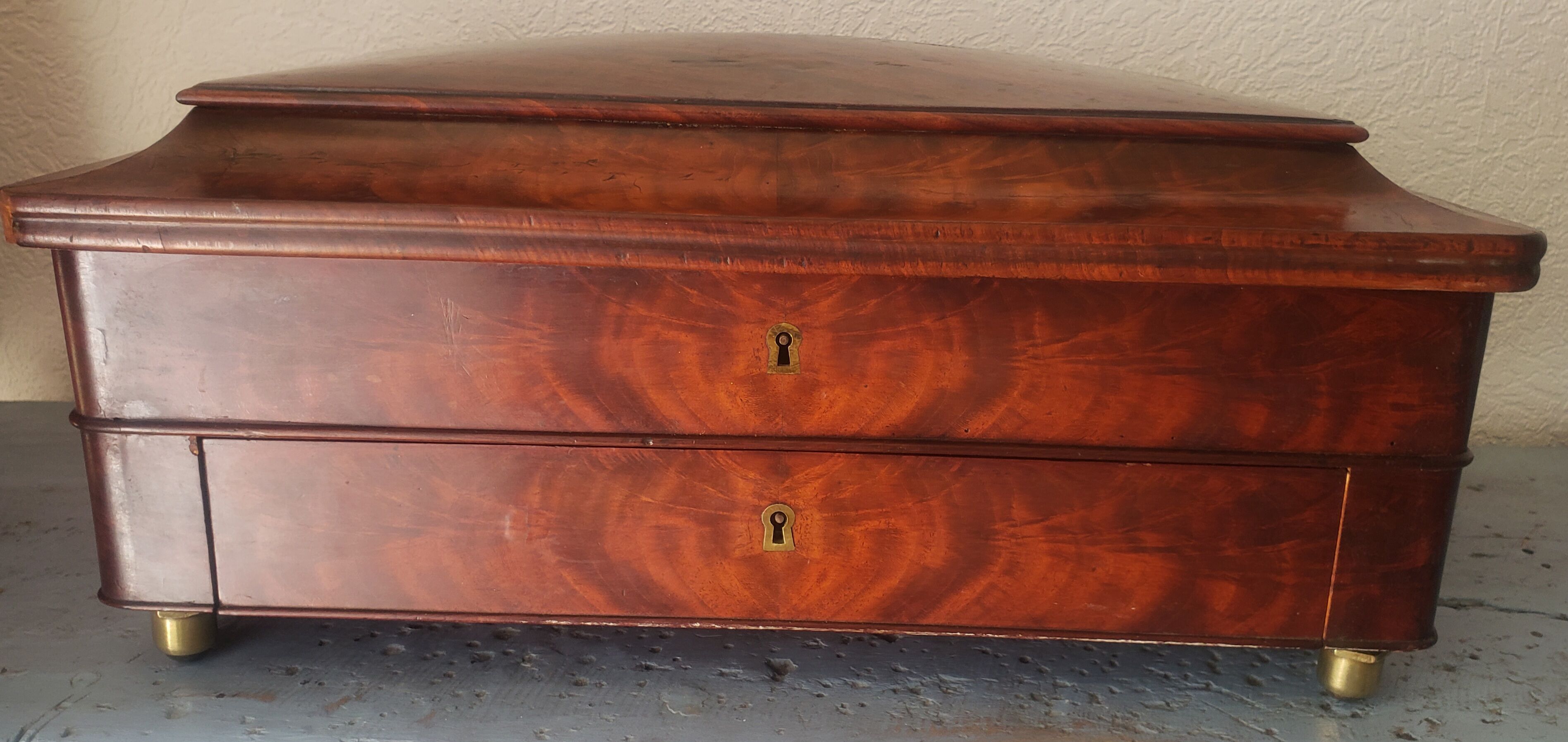 Mahogany travel writing board