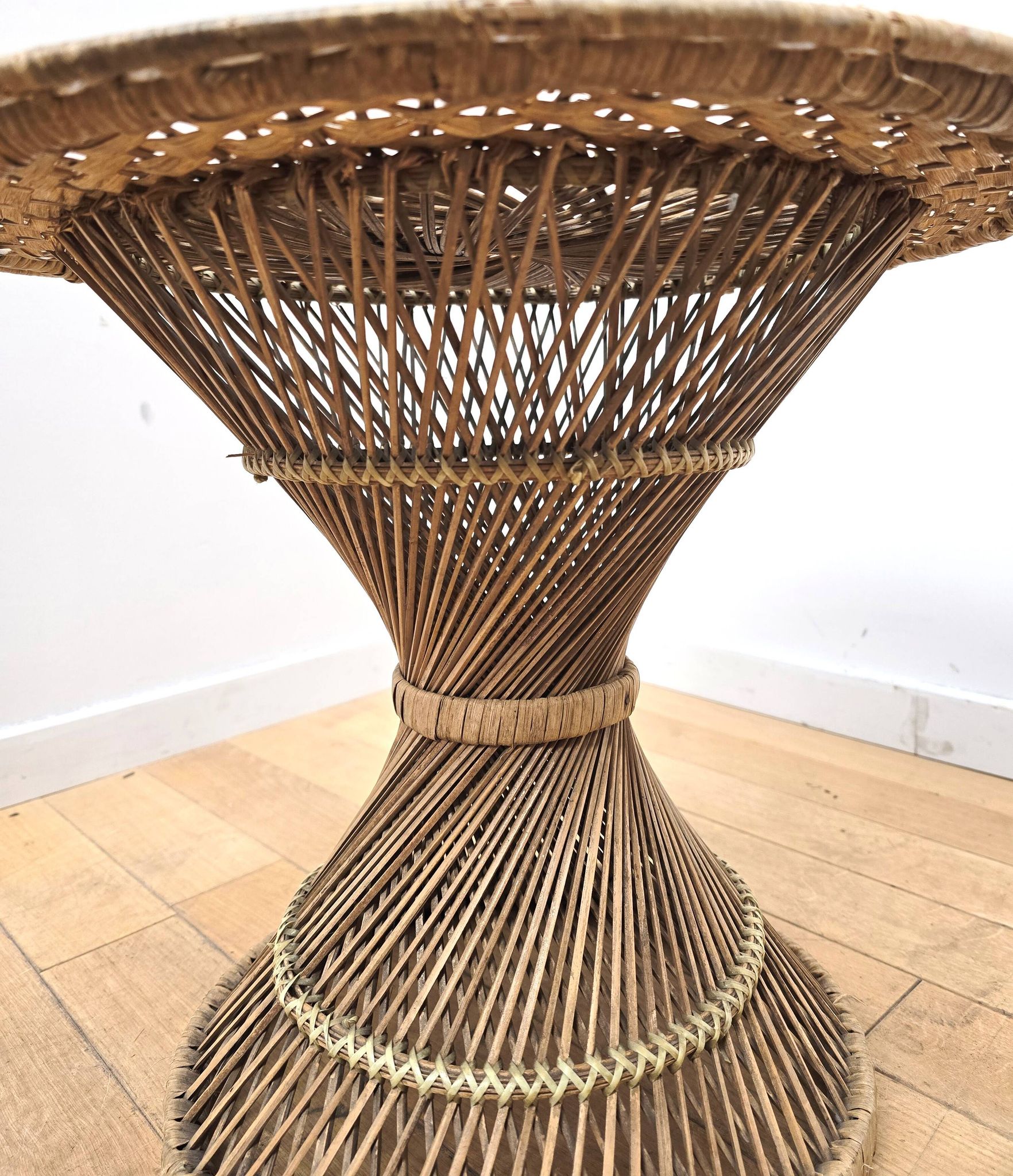 Table d'appoint osier
