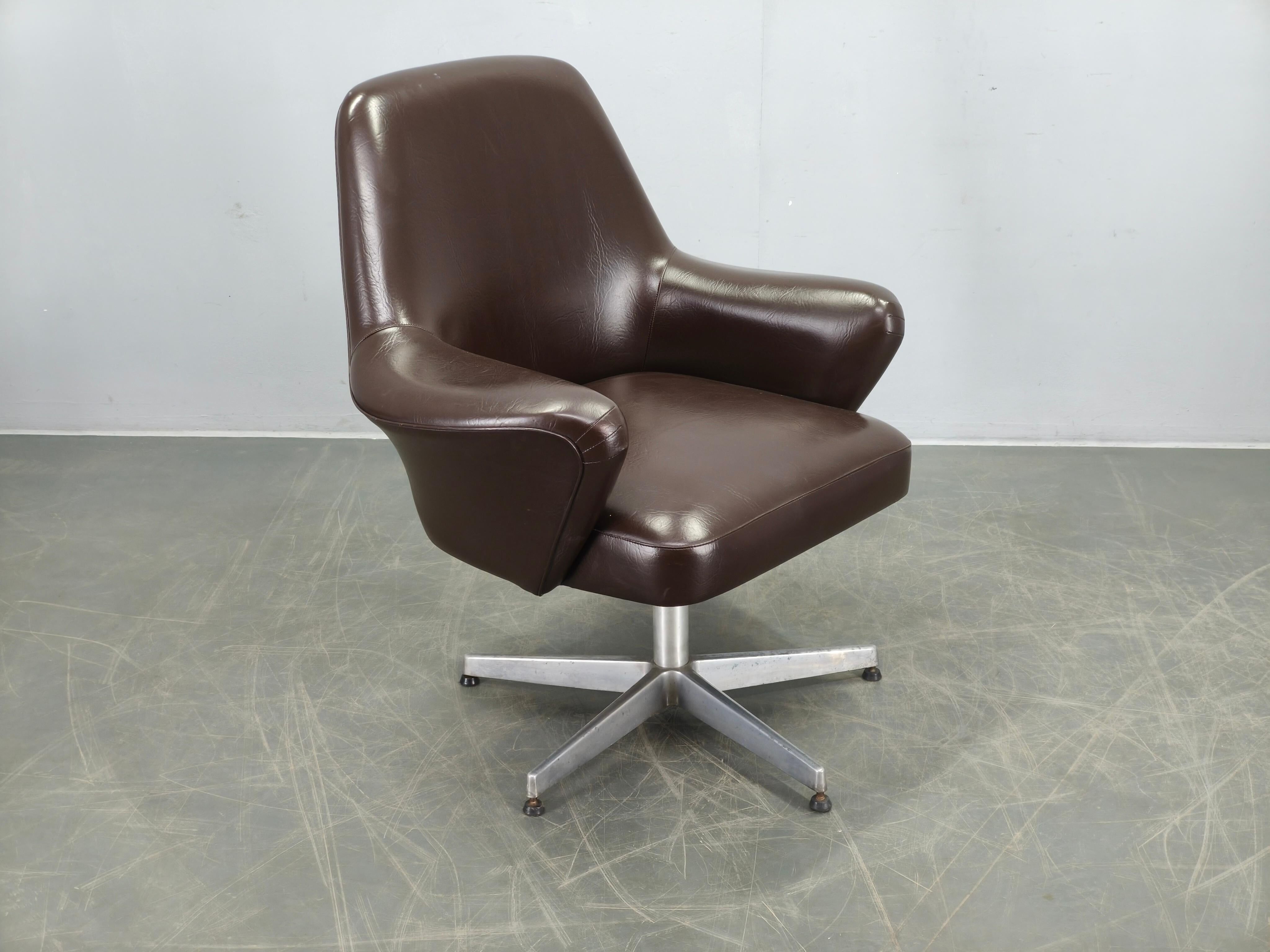 Fauteuil pivotant Mobiltecnica Torino, années 1960