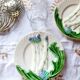 2 Assiettes en barbotine, asperges & artichaut