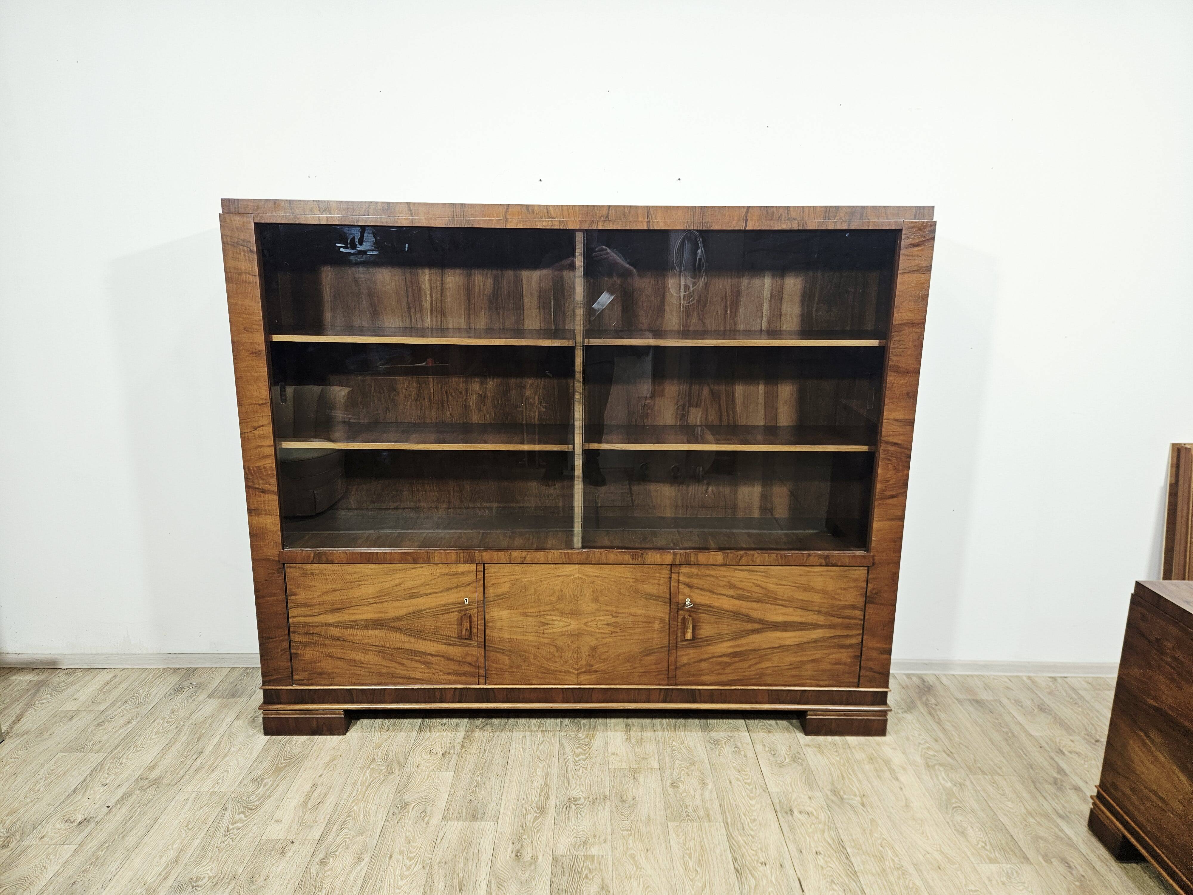 Ensemble de bureau exécutif monumental / Art Déco / Noyer / Années 1940.