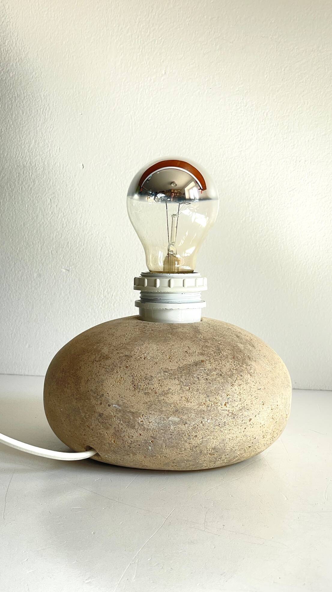 Vintage natural stone pebble lamp