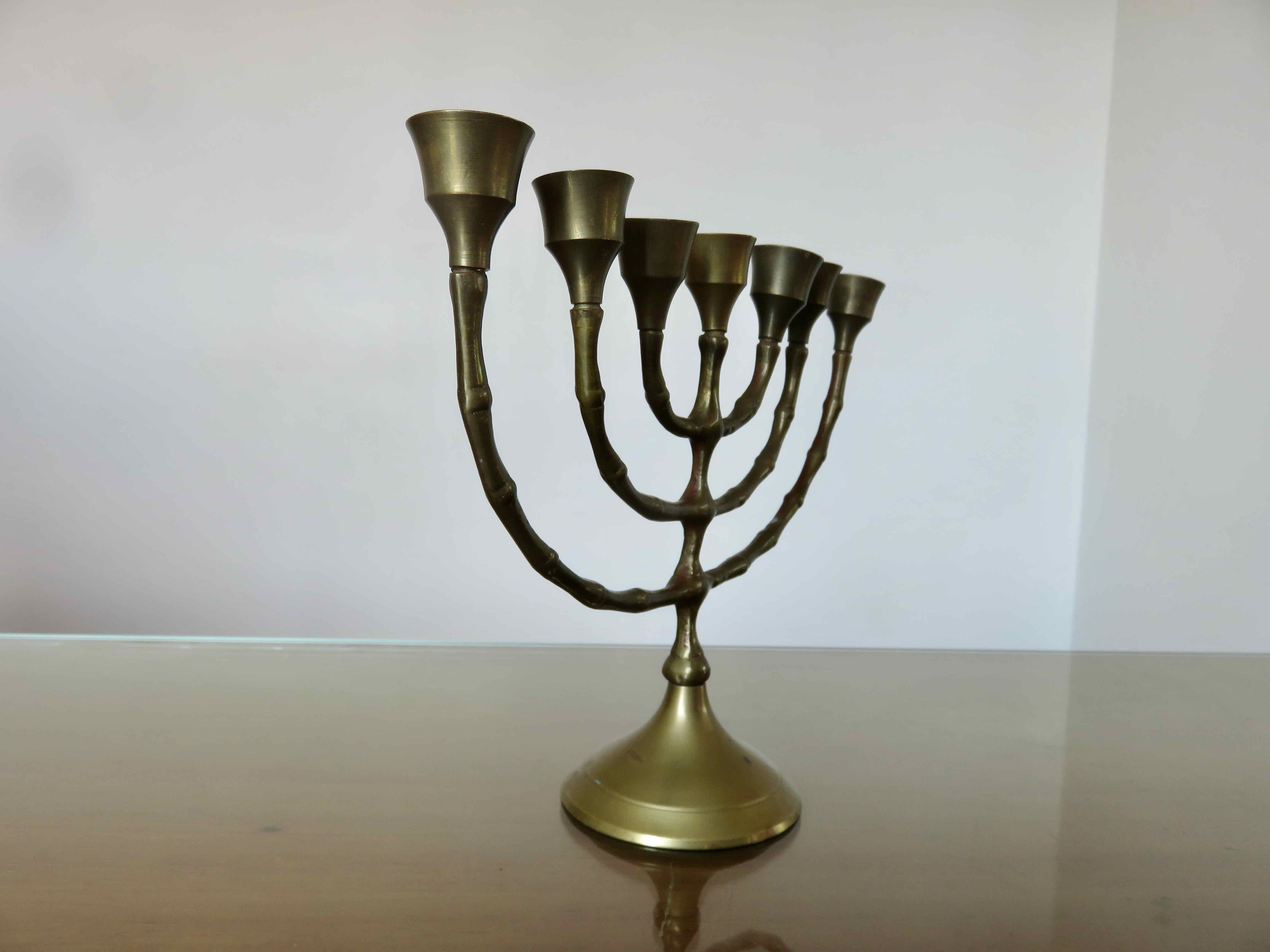 Menorah hanukkah candle holder in brass 7 candles