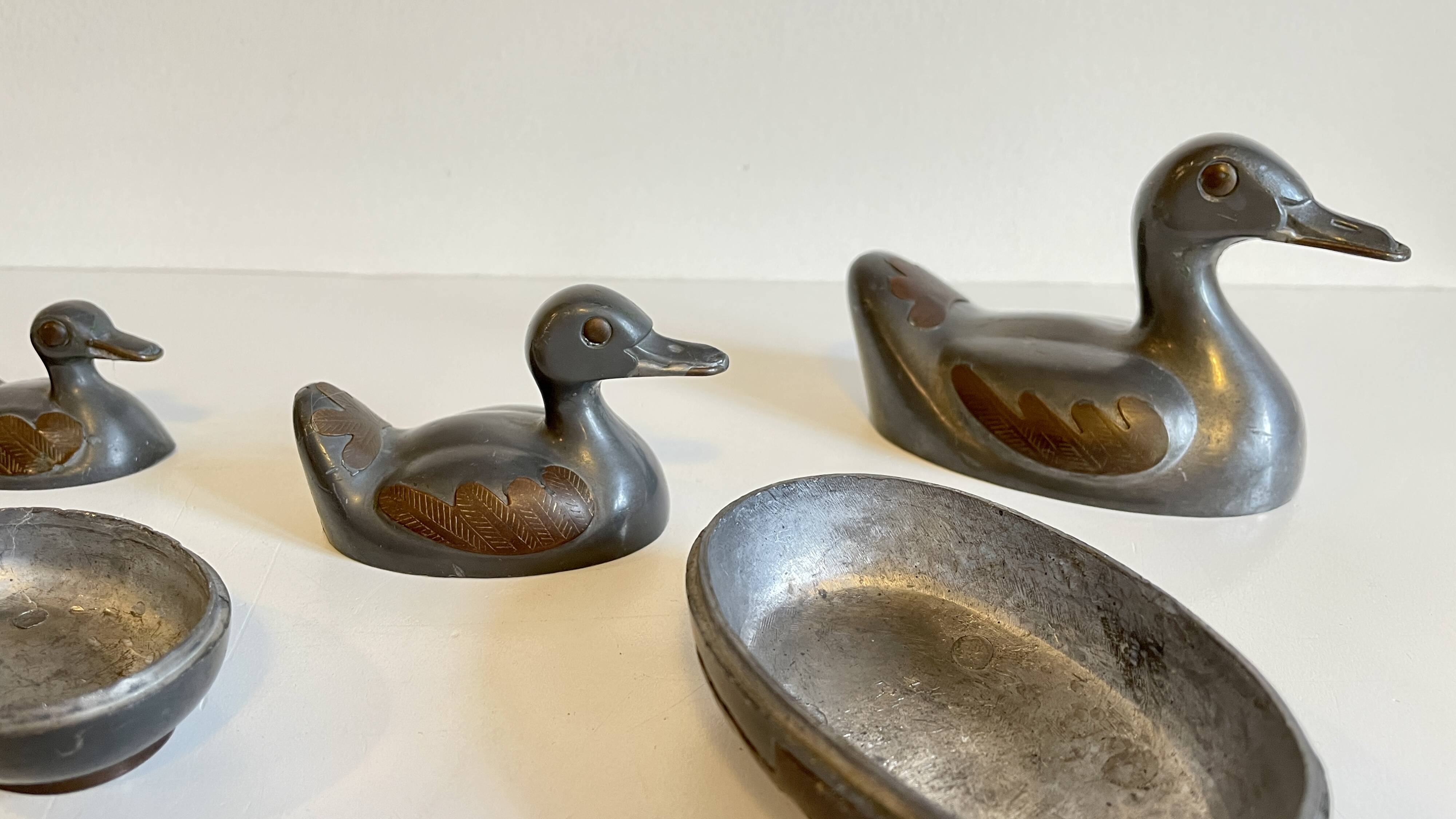Vintage DUCKS Family