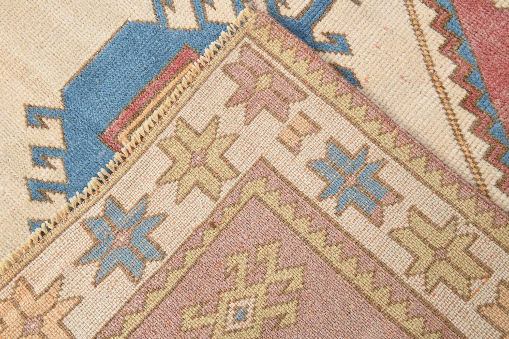 4x6 Burgundy & Blue Oriental Vintage Rug, 132x190Cm