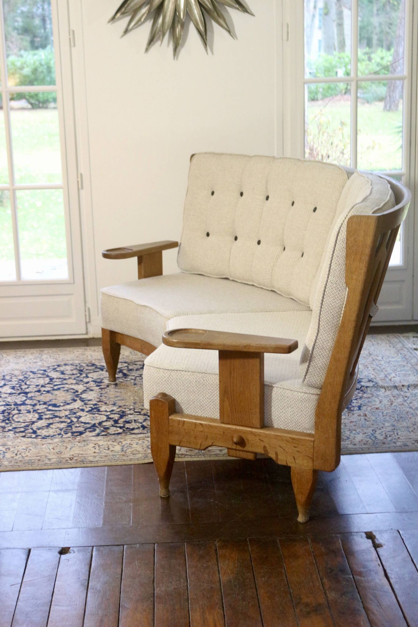 “Véronique” sofa, by Guillerme and Chambron, 1970s Vos Maison edition. Ref Veronica