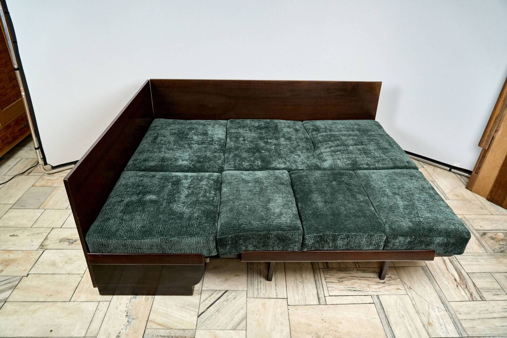 Art Déco corner sofabed by Jindřich Halabala for UP Závody in 1950s