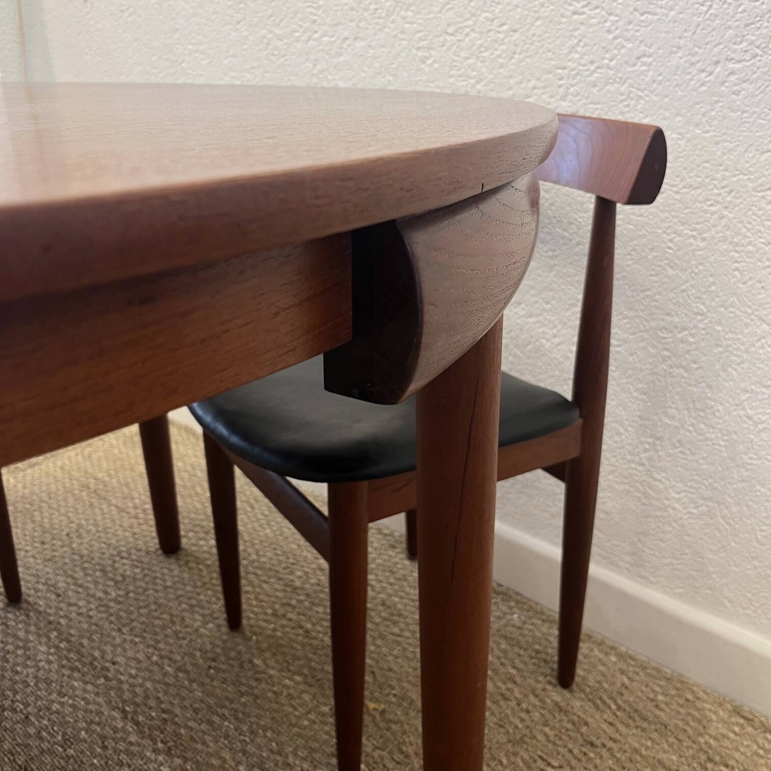 Hans Olsen "Roundette" dining set